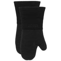 Best 2-Pack Black Oven Mitt Set / Ultimate Heat Protection with Kitchen Linens