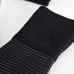 Best 2-Pack Black Oven Mitt Set / Ultimate Heat Protection with Kitchen Linens