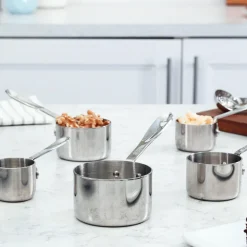 Outlet 5-Piece Measuring Cup Set / Measure with Precision Kitchen Accessories