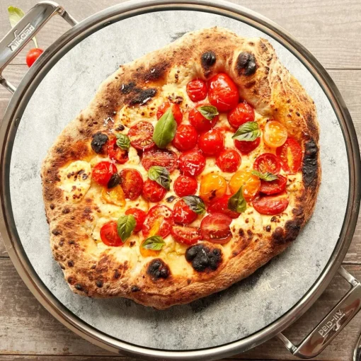 New Pizza Stone Set / Bake and Serve Perfect Pizzas with Kitchen Accessories