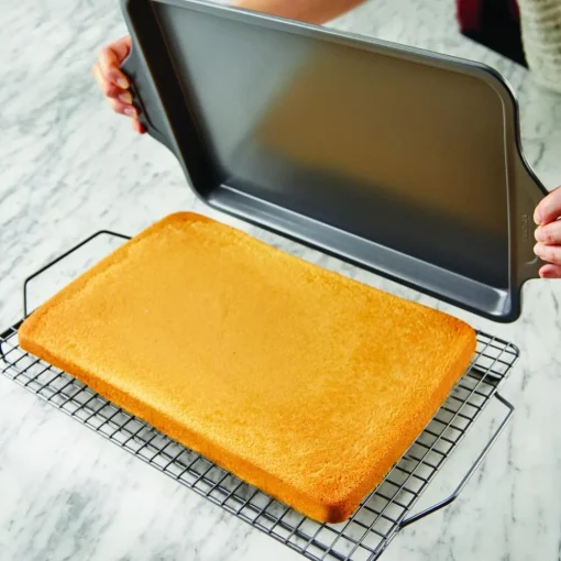 Clearance Pro-Release Nonstick Bakeware Set; 5 piece Set Bakeware Sets